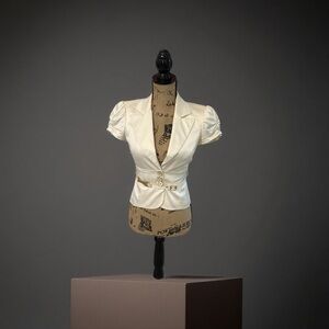 VTG BEBE 80s Size 2 Ivory Puff Sleeve Blazer Cropped Jacket Gold Chain Belt